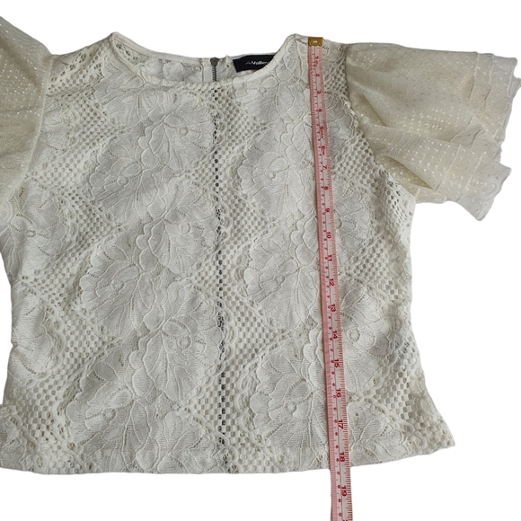 Miss Valley Lace Top - Picture 4 of 8